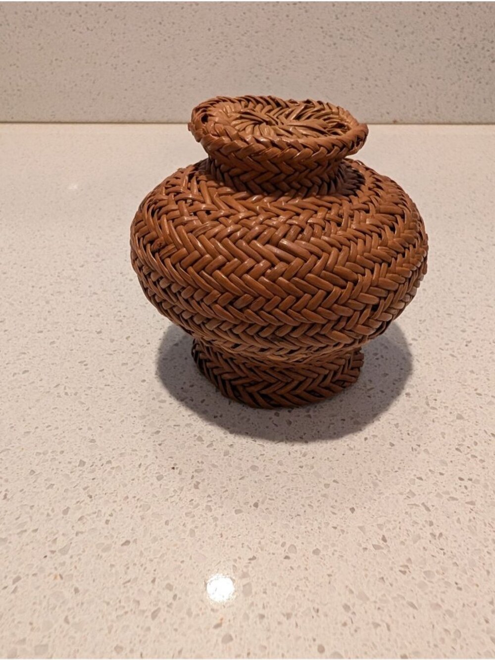 Vintage Hand-Woven Pine Needle Basket Olla Shape Rustic Decor Unique Artisan - Picture 6 of 16